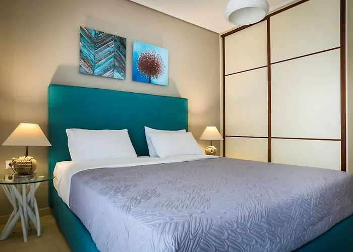 Eucalyptus Sea View Apartment Karavomylos