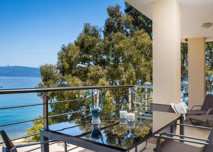 Eucalyptus Sea View Apartment *