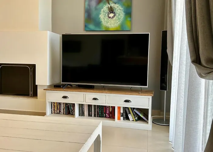 Eucalyptus Sea View דירה קרבומילוס